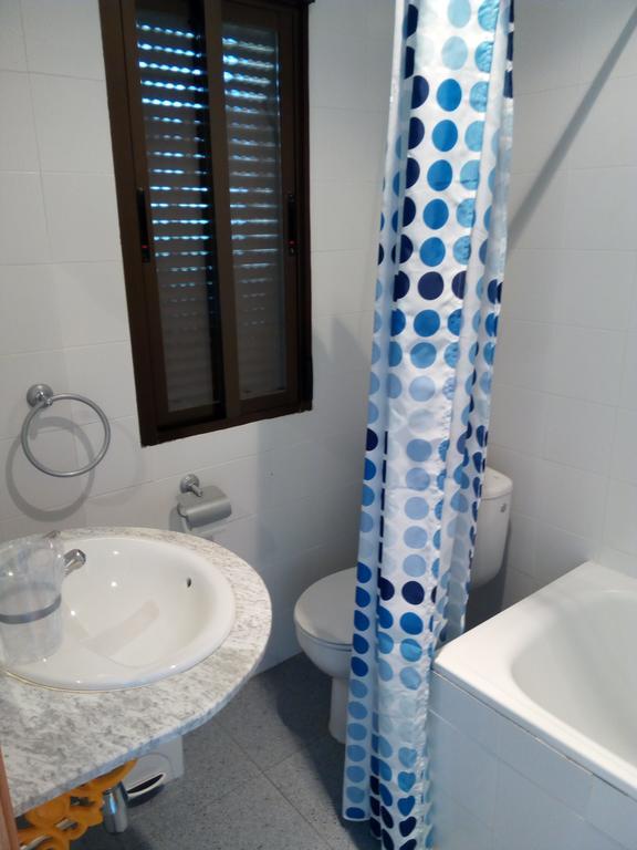 Hostal Miraflor De Las Cadenas Cuacos De Yuste Buitenkant foto